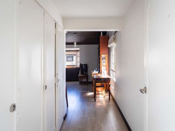VENTA AMPLIA CASA CERCA A C.C. BULEVAR