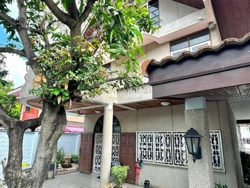 3-story detached house for sale in Sathorn area near Soi Narathiwat Ratchanakarin. Usable area 96 sq m. No.55-HH-67070
