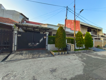 LANGKA! Rumah Kertajaya Indah Mewah 2 Lantai Besar Luas Dekat Raya MERR Dharmahusada Manyar Kertoarjo SHM