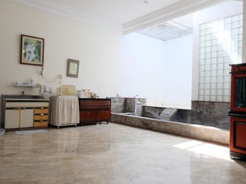 LANGKA! Rumah Kertajaya Indah Mewah 2 Lantai Besar Luas Dekat Raya MERR Dharmahusada Manyar Kertoarjo SHM