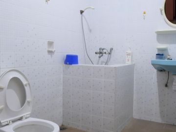 LANGKA! Rumah Kertajaya Indah Mewah 2 Lantai Besar Luas Dekat Raya MERR Dharmahusada Manyar Kertoarjo SHM