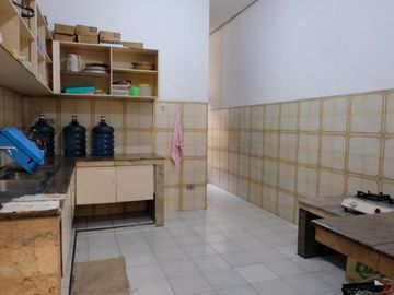 LANGKA! Rumah Kertajaya Indah Mewah 2 Lantai Besar Luas Dekat Raya MERR Dharmahusada Manyar Kertoarjo SHM