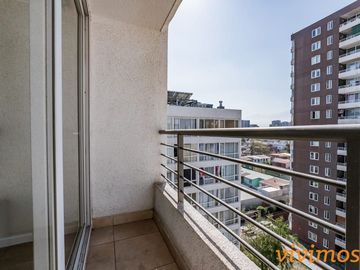 1 Dormitorio + 1 Baño + Estacionamiento y Bodega en San Miguel, Metro Ciudad del Niño.