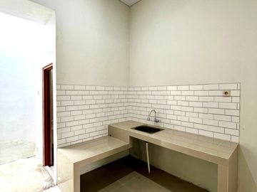Rumah Baru Dalam Perumahan di Wirokerten