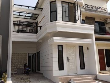 Dijual Rumah 2 Lantai Murah Dekat ICE BSD CITY Tangerang Diskon 200 Juta