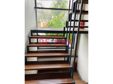 Departamento Moderno Doble Altura Con Terraza - Casuarinas Baja