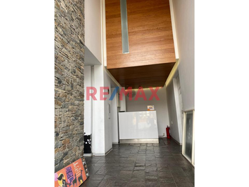 Departamento Moderno Doble Altura Con Terraza - Casuarinas Baja
