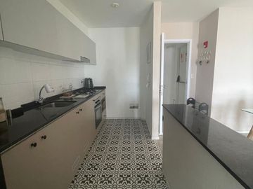 Vendo Lindo Flat de 2 Dorm con 1 Cochera y 1 Dp en Barranco 135,000USD