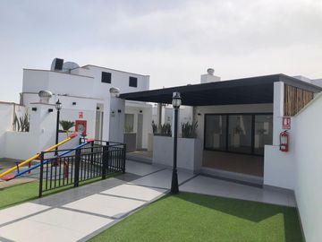 Vendo Lindo Flat de 2 Dorm con 1 Cochera y 1 Dp en Barranco 135,000USD