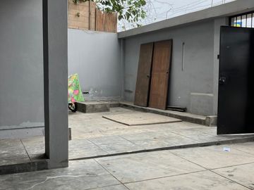 DEPARTAMENTO AMPLIO EN SJM FRENTE PANAMERICANA SUR REMATE
