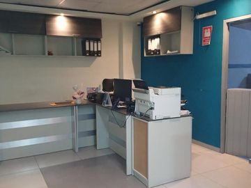 Edificio en Venta como Local Comercial