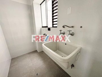 Departamento En Estreno | 1Er Piso | Edificio Exclusivo Cerca Al Malecón De Miraflores 🏠🌊