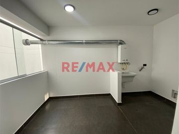 ID: 1109876 Venta Amplio Departamento 2Do Piso Pueblo Libre