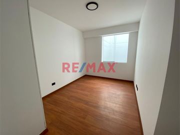 ID: 1109876 Venta Amplio Departamento 2Do Piso Pueblo Libre