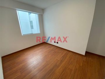 ID: 1109876 Venta Amplio Departamento 2Do Piso Pueblo Libre