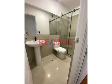 ID: 1109876 Venta Amplio Departamento 2Do Piso Pueblo Libre