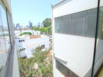 Se Vende Elegante Departamento C/Estacionamiento Y Depósito En Urb. Corpac San Isidro