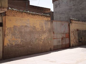 JR. SAN ROMAN CON JR. JORGE CHAVEZ - SE VENDE TERRENO ALTAMENTE COMERCIAL 2,075M2