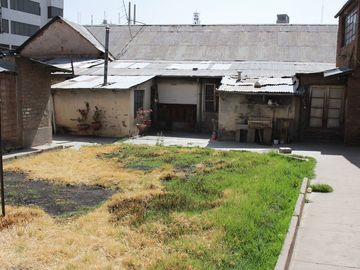 JR. SAN ROMAN CON JR. JORGE CHAVEZ - SE VENDE TERRENO ALTAMENTE COMERCIAL 2,075M2
