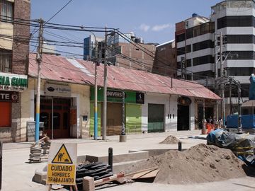 JR. SAN ROMAN CON JR. JORGE CHAVEZ - SE VENDE TERRENO ALTAMENTE COMERCIAL 2,075M2