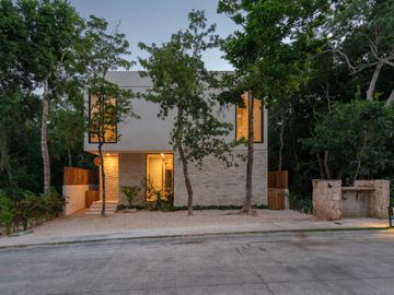 Luxury Home en venta en BAHÍA PRINCIPE, AKUMAL, QR