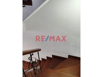 CASA EN VENTA EN SANTIAGO DE SURCO