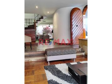 CASA EN VENTA EN SANTIAGO DE SURCO