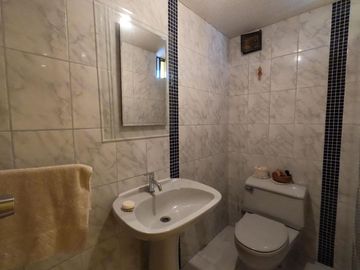 Venta de Hermosa Casa en Urb. Los Rosales Surco