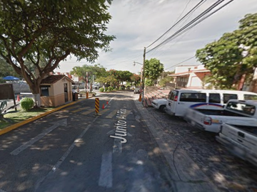 OPORTUNIDAD DE ADQUIRIR DOS PREDIOS AL PRECIO DE UNO EN CUERNAVACA