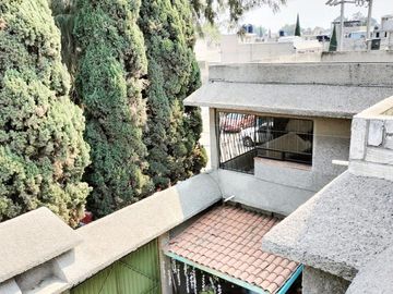 VENTA DE CASA EN JARDINES DE MORELOS, ECATEPEC DE MORELOS, MÉXICO