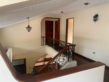 Alquiler de hermosa casa en inmejorable zona de Surco