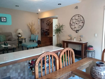 Casa en Venta - La Alteña II