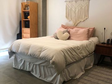 DEPARTAMENTO EN VENTA  O RENTA EN TORRE NARAN planta baja  1 recamara 98 m2 8 x 11