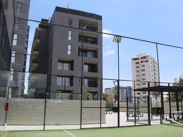 DEPARTAMENTO EN VENTA  O RENTA EN TORRE NARAN planta baja  1 recamara 98 m2 8 x 11