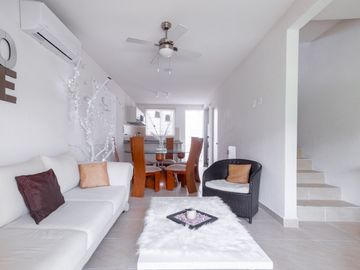 Casa en Venta, Fracc. Aquasol. Tlayecac, Morelos