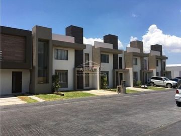 Casa en Privada Residencial, Mod Lugo; Tulancingo Hgo