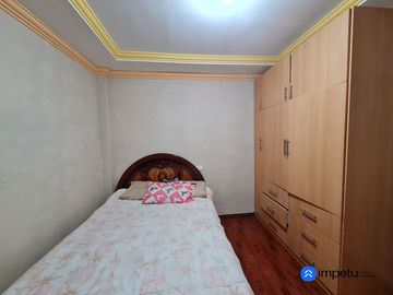 Casa rentera en venta tres departamentos
