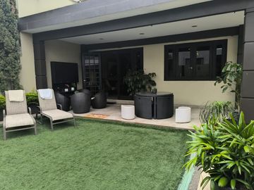 VENTA CASA OLIVOS - 3 DORMITORIOS - ESTUDIO - ESTAR - PISCINA - GUARDIANIA