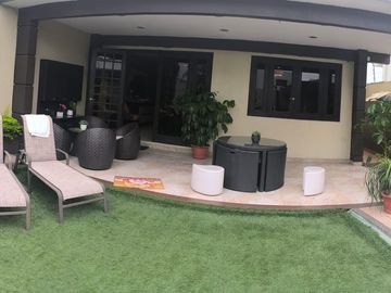 VENTA CASA OLIVOS - 3 DORMITORIOS - ESTUDIO - ESTAR - PISCINA - GUARDIANIA