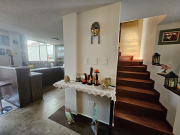 Tumbaco, Ubicado a 300 m de La Plaza Hilacril, Casa en Venta