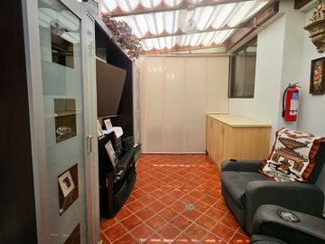 Tumbaco, Ubicado a 300 m de La Plaza Hilacril, Casa en Venta