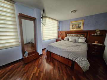 Tumbaco, Ubicado a 300 m de La Plaza Hilacril, Casa en Venta