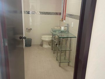 Casa en Venta Nueva en Condado de Sayavedra (Amueblada)