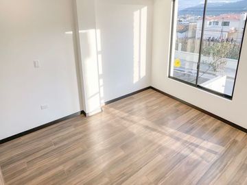 ¡Tu Nuevo Hogar en Llano Chico! Conjunto de Casas VIP, de 124 m2