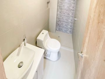¡Tu Nuevo Hogar en Llano Chico! Conjunto de Casas VIP, de 124 m2