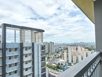 FAME32XXT2: For SaleFully Furnished 1 BR Unit with Balcony at Fame Residences