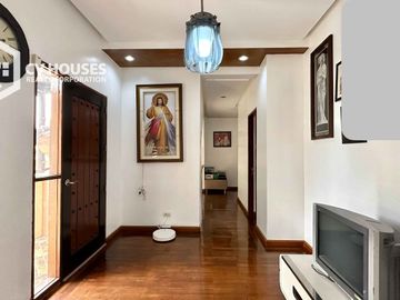 SPACIOUS 2-STORY HOUSE FOR SALE IN A PRIME LOCATION NEAR A VISTA MALL, PAMPANGA