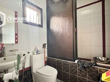 SPACIOUS 2-STORY HOUSE FOR SALE IN A PRIME LOCATION NEAR A VISTA MALL, PAMPANGA