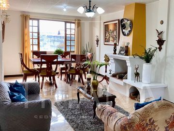 CASA 4 DORMITORIOS LA ARMENIA LOS CHILLOS - Casa en Venta de Oportunidad en el Valle de los Chillos - La Armenia