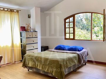 CASA 4 DORMITORIOS LA ARMENIA LOS CHILLOS - Casa en Venta de Oportunidad en el Valle de los Chillos - La Armenia